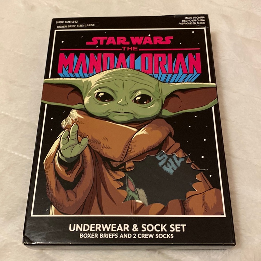 Star Wars The Mandalorian Underwear & Sock Set (Size L)